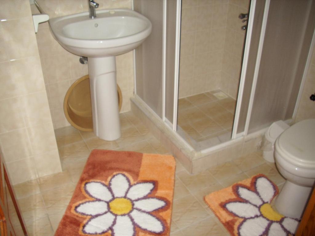 Cesme Vural Apart Hotel Zimmer foto